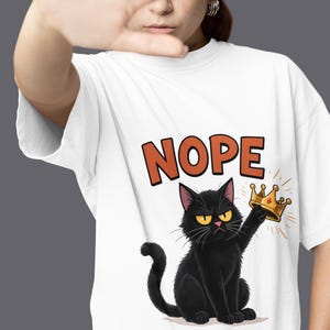 No Kings in America Black Cat Shirt, No Kings Shirt, Funny Political Meme T-Shirt, Patriotic Shirt, Lady Liberty Shirt, Social Justice Shirt
