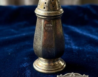 Antique 1913 Sheffield Sterling Silver Pepper Shaker, Lee & Wigfull Solid Silver Pepperette, Edwardian English Hallmarked, Free Shipping