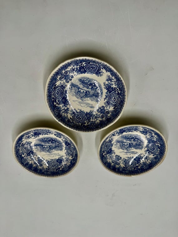 NR 3 Villeroy & Bock serving bowls