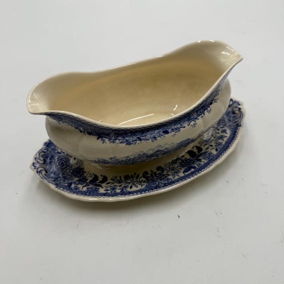 Villeroy & Bock gravy boat Burgenland design