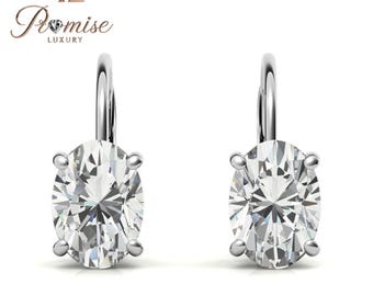 Classic Oval-Cut Diamond Drop Earrings in 18K White Gold – Timeless Elegance for Everyday and Special Occasions