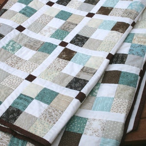 Modern Quilt Pattern, Jelly Roll Quilt Pattern PDF - 5 sizes Crib to King - Saltwater