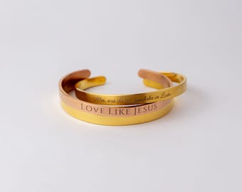 Christlicher Armreif mit Bibelvers – personalisiertes Armband für Frauen in Rosé Gold und Silber – Taufgeschenk & Geschenk für Christen