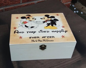 Vintage Chic /& shabby personalised disney names plaque-couples sign xmas 12x8