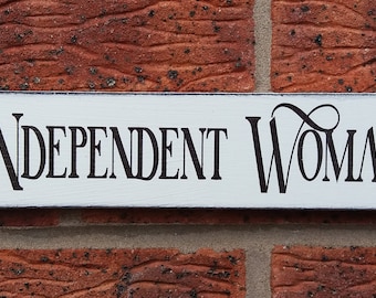 Gin Lovers Gindependent woman fun shabby chic distressed free standing wooden sign plaque