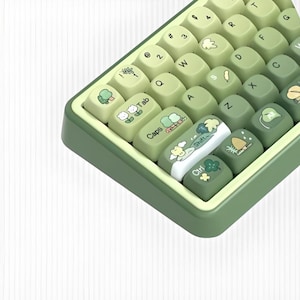 MOA Profile PBT Keycap Set – Cute Green Edition (132 Keys)