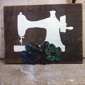 Vintage Nähmaschine Schild - Reclaimed Barnwood - Handbemaltes Schild