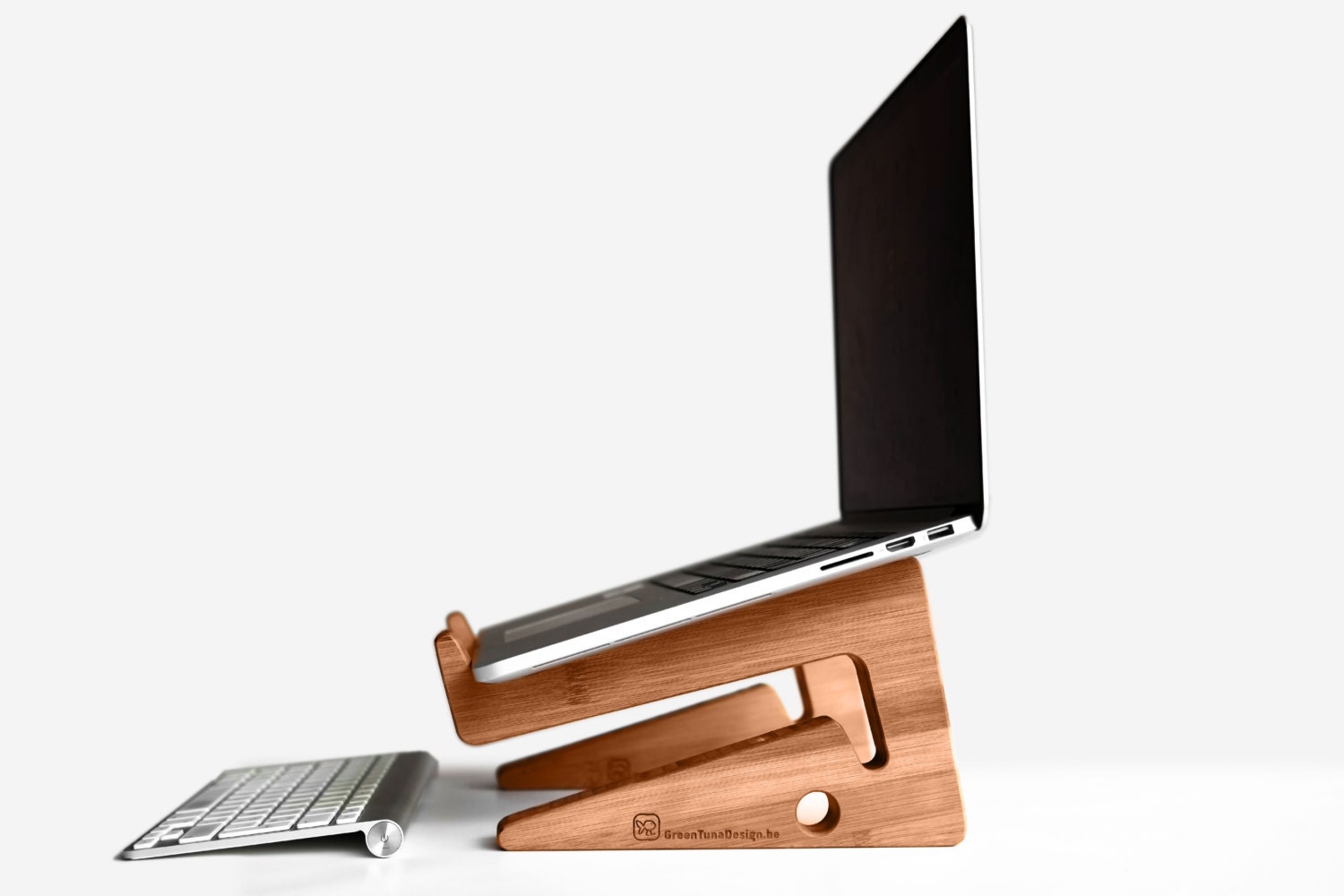 Wood laptop stand / notebook riser: beautiful simple and functional d…