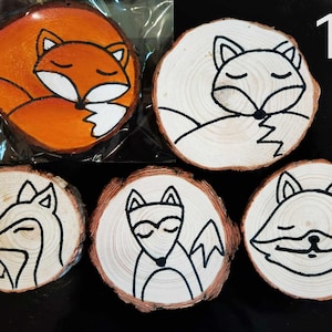 Fox Wood Slice Painting Kit | DIY Craft Kit with Acrylic Outlines | Hand Painted Sample + 4 Fox Designs | Nature Art Activity Gift
