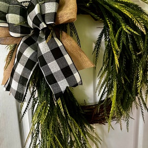 LARGE SEAGRASS GRAPEVINE wreath with 4”burlap and black and white bow.