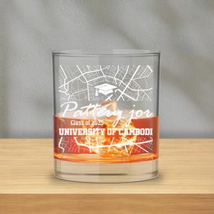 Bicchiere da whisky personalizzato con mappa del campus, mappa del college incisa, regalo per laureati, bicchiere da birra con mappa dell'università, idea regalo per laurea