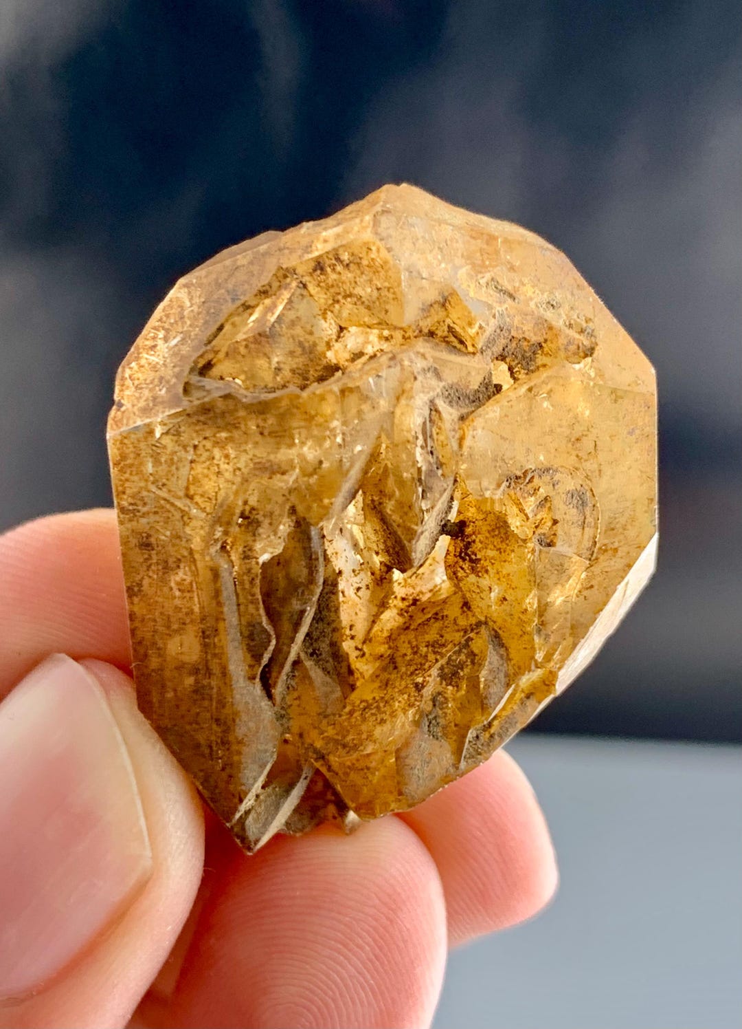 28 Gram Window Quartz, Clear Golden Quartz, Terminated Clay Inclusion ...