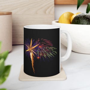Festliches Feuerwerk Keramikbecher für Feierliche Schlucke, Neujahr, Geburtstage, Partygeschenk, Heißgetränkegeschenk