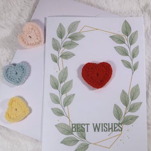 Tarjeta de felicitación de crochet hecha a mano con los mejores deseos / Tarjeta con diseño de amor / Tarjeta de felicitación personalizable / Nota de regalo linda y única