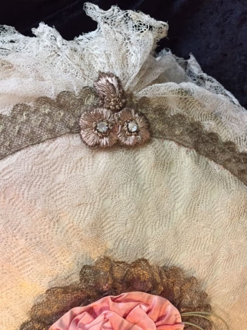 Designer Large Round Boudoir Pillow in Vintage Lace FFs5060 Ribbonwork and Gold Trim Accents