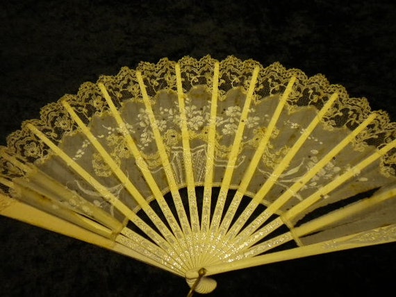 Vintage Wood & Fabric Hand Fan with laces and pai… - image 1