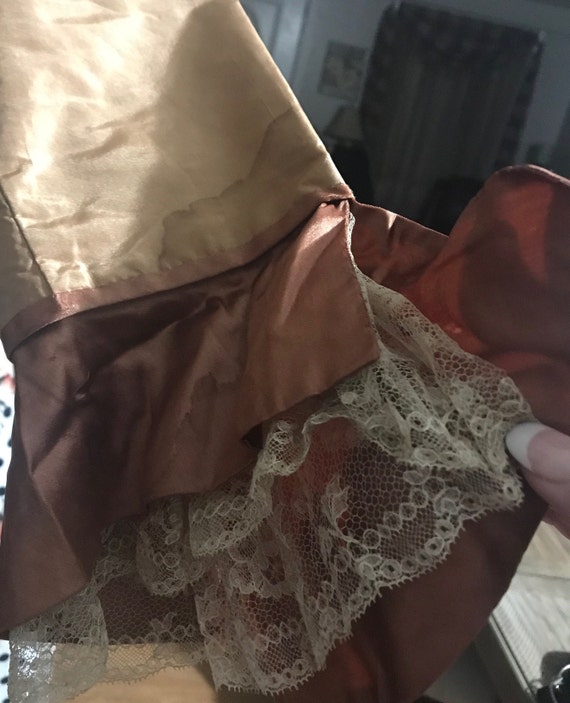 Genuine Victorian Day Dress & Bonnet (FFsH01) - image 3