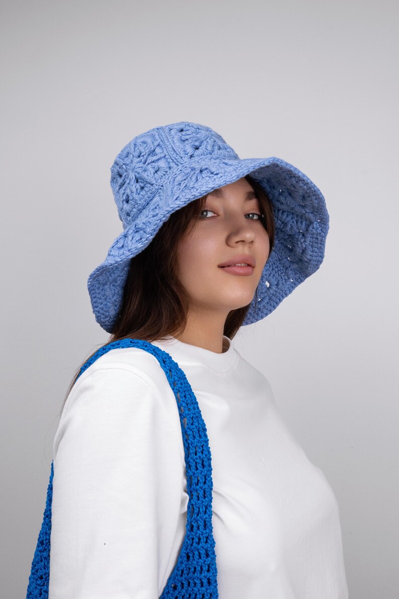 Granny Square Crochet Bucket Hat Pattern + Video Tutorial Summer Hat ...