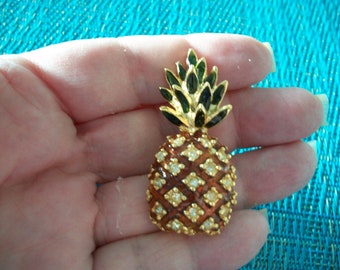 Geno Pin Rhinestone Pineapple Pin Gold Pineapple Vintage Rhinestone Pineapple Brooch Geno Ltd Brooch Pave Rhinestone Fruit Brooch