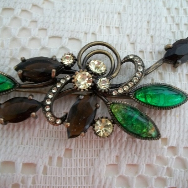 SALE Joan Rivers Flower Brooch