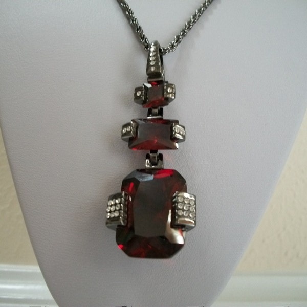 Red Art Deco Style Necklace