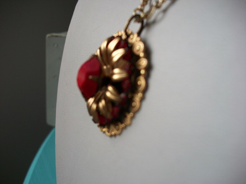 treat for yourself gift for her vintage jewelry Vintage Clara Beau Red and Gold Pendant on Chain Necklace Vintage necklace gold tone