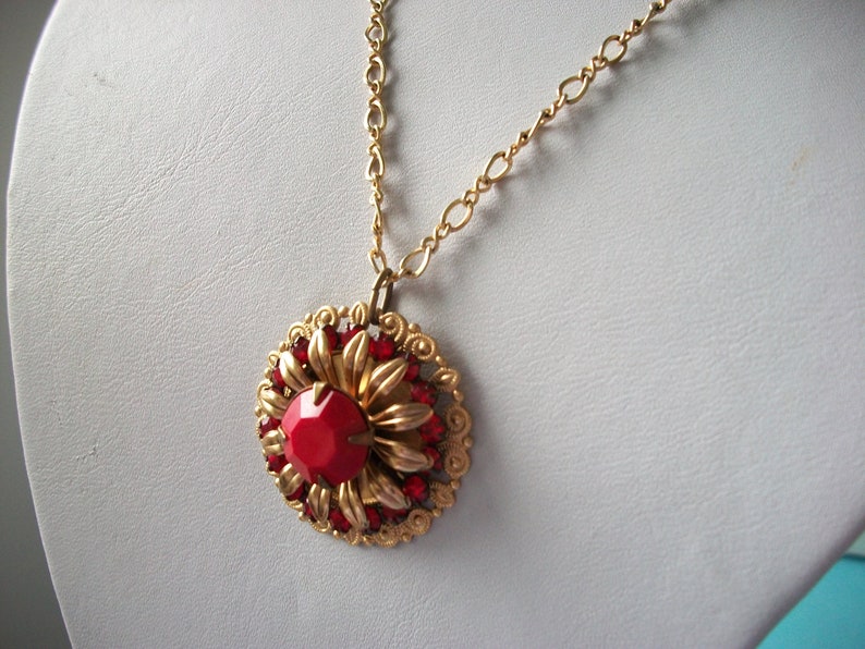 treat for yourself gift for her vintage jewelry Vintage Clara Beau Red and Gold Pendant on Chain Necklace Vintage necklace gold tone
