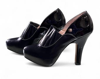 Vivienne Westwood Black On Black Patient Leather Pumps, Gold Orb Sz 6.5-7