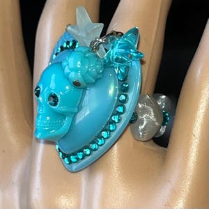 Tarina Tarantino turquoise flower/skull headband Tarina Tarantino Silk Flower HAIR/ANYWHERE CLIP Swarovski  main image 2