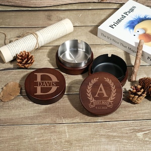 Posacenere in legno personalizzato con coperchio, regalo ideale per fumatori, regalo per lo sposo, regalo per uomini, souvenir per feste di matrimonio, regalo per papà, posacenere per lo sposo.