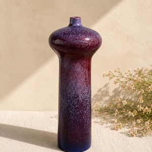 Dorothee Colberg-Tjadens Vas – Studio Ceramics Bremen 1980-talet – Lilablå effektglasyr – Tysk konst