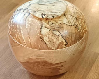 Poplar bowl with lid 5.4" diameter (157 x 82 mm 296g)