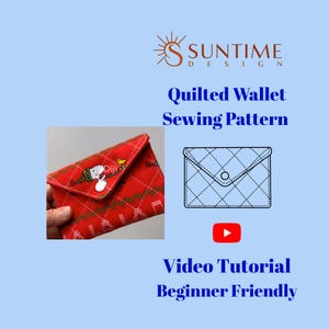 Peut inclure: Un portefeuille matelassé rouge avec un motif Snoopy et Woodstock, doté d'un rabat triangulaire et de surpiqûres en losange. L'image contient le texte Suntime Design, Quilted Wallet Sewing Pattern et Video Tutorial Beginner Friendly.