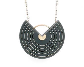 Erika Necklace | Geometric Concentric Circles