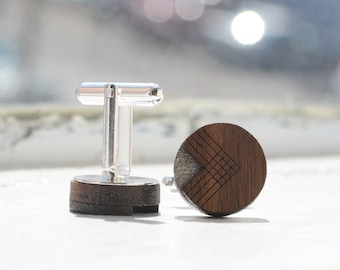 Gemelos circulares: madera de nogal o cerezo para el hombre con estilo, padre, novio, padrino de boda o regalo de quinto aniversario / estilo de mediados de siglo