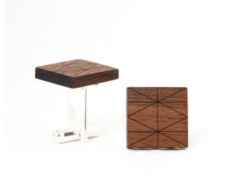 Gemelos de madera cuadrados: diseño geométrico grabado con láser