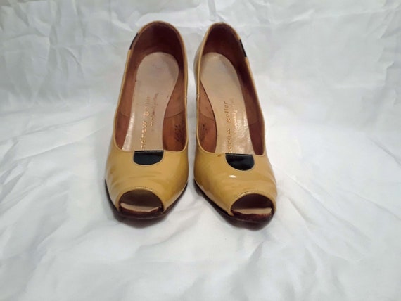 Vintage 1950s Andrew Geller Yellow Patent Leather… - image 3