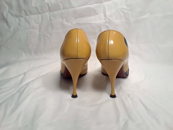 Vintage 1950s Andrew Geller Yellow Patent Leather… - image 4