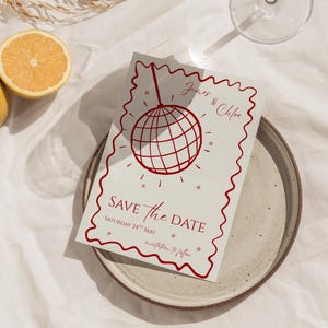 SAVE THE DATE Einladung, wunderlich, handgezeichnet, illustriert, gekritzelt, gekritzelt, handgeschriebene Einladung, digital, Hochzeit, Party, Disco, Party