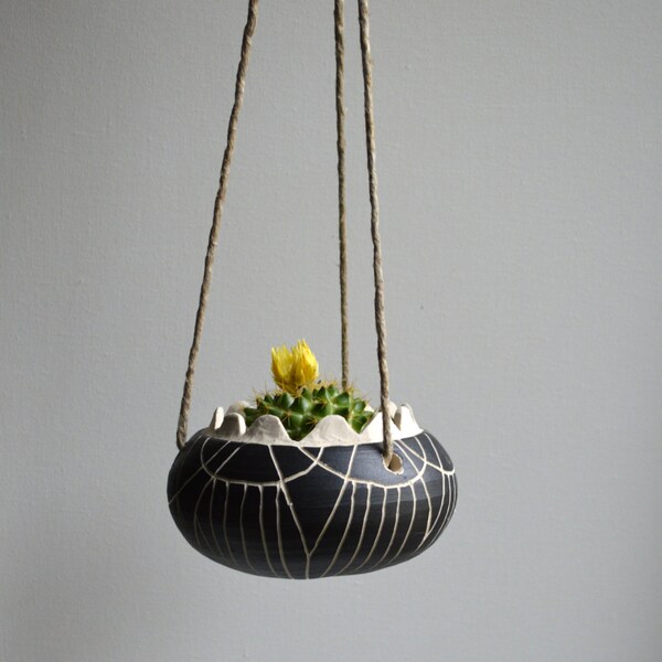 T R I B A L : ceramic hanging planter