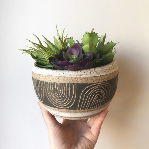 T U R I N : ceramic pottery succulent planter