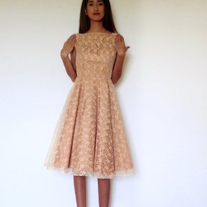 50s Peachy Lace Overlay Poofy Pin Up Formal Dress xxs xs