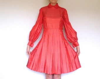 80s Bill Blass Dotted Coral Peter Pan Collar Pleat Dress s m