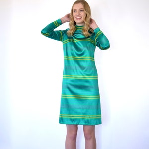 Años 60s Brillante Verde azulado oro rayado Deportivo Cuello de tortuga Space Age Vestido xs s extra pequeño 0 2 4