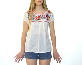 70s Sheer White Gauzy Embroidered Crochet Tunic Top xxs xs s