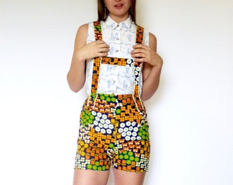 70s Colorful Novelty Print Flower Power Overall Shorts xs s