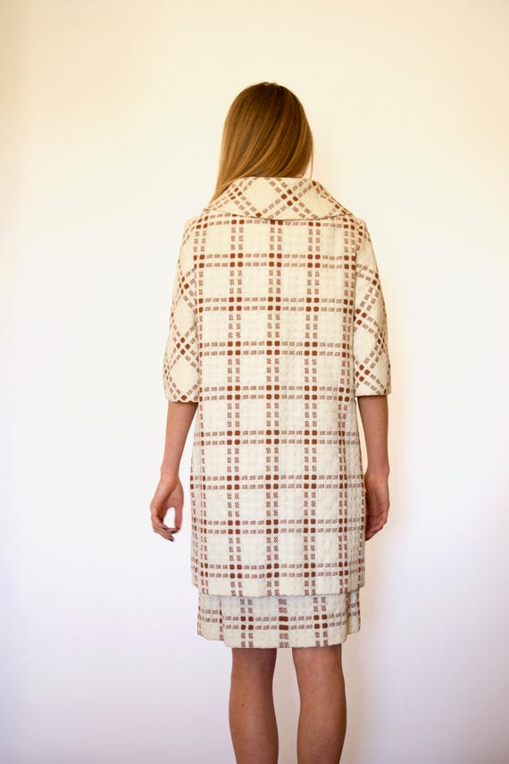 60s Edith Flagg Brown Cream Dotted Plaid Coat Dre… - image 7