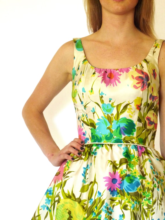 50s Silk Watercolor Floral Bombshell Bubble Dress… - image 7
