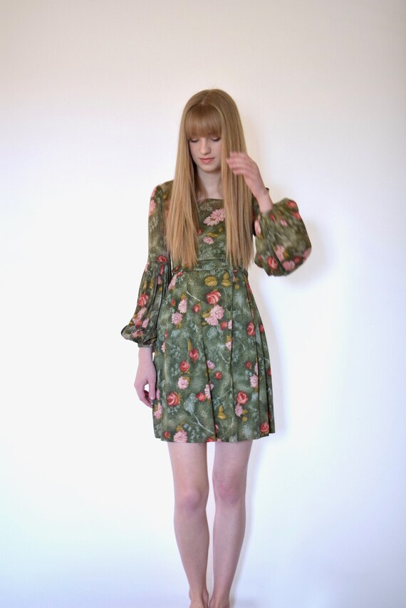 70s Retro Green Floral Print Balloon Sleeve Polyes