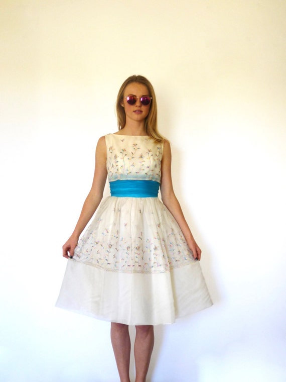 50s Rainbow Floral Embroidery Poofy Cummerbund Dre